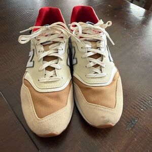 New Balance Men's Beige and Red Sneakers